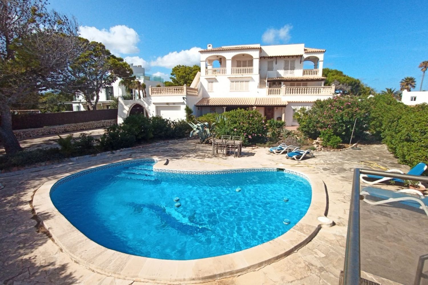 Villa with Ocean View Cala Serena